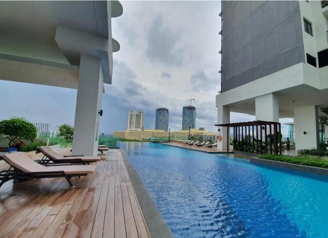Southkey Mosaic 88 Apartment Johor Bahru 0*,